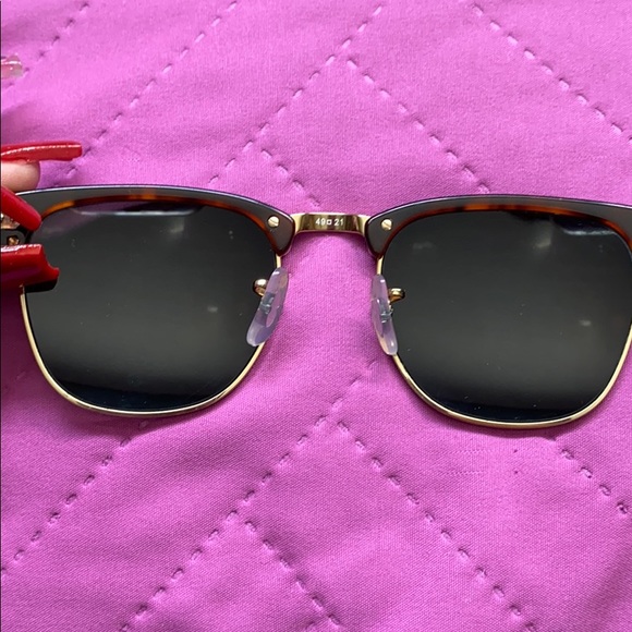 Ray-Ban Club Master( RB 3016) in Tortoiseshell. - Picture 6 of 10